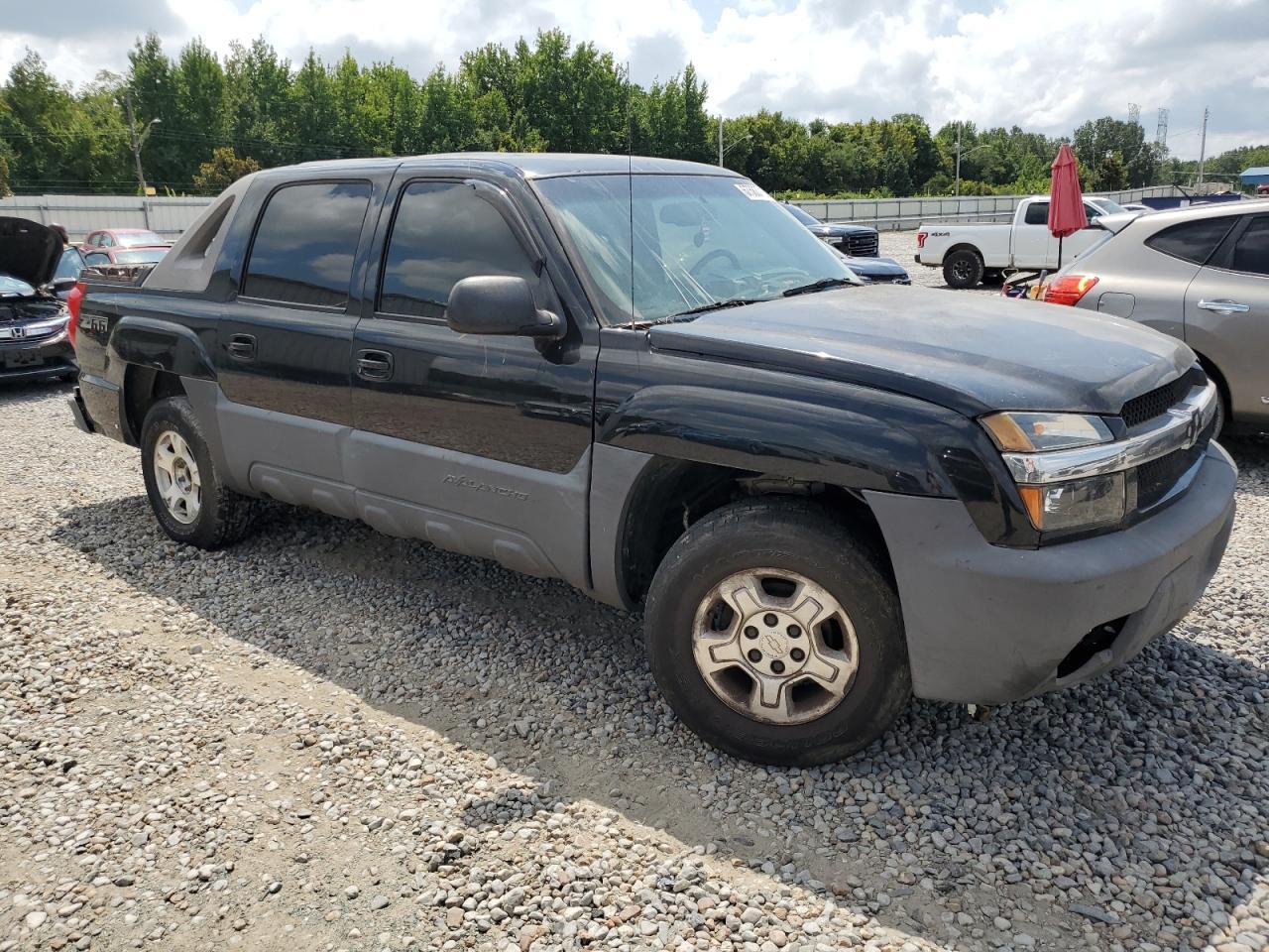 2003 Chevrolet Avalanche C1500 - Image 4