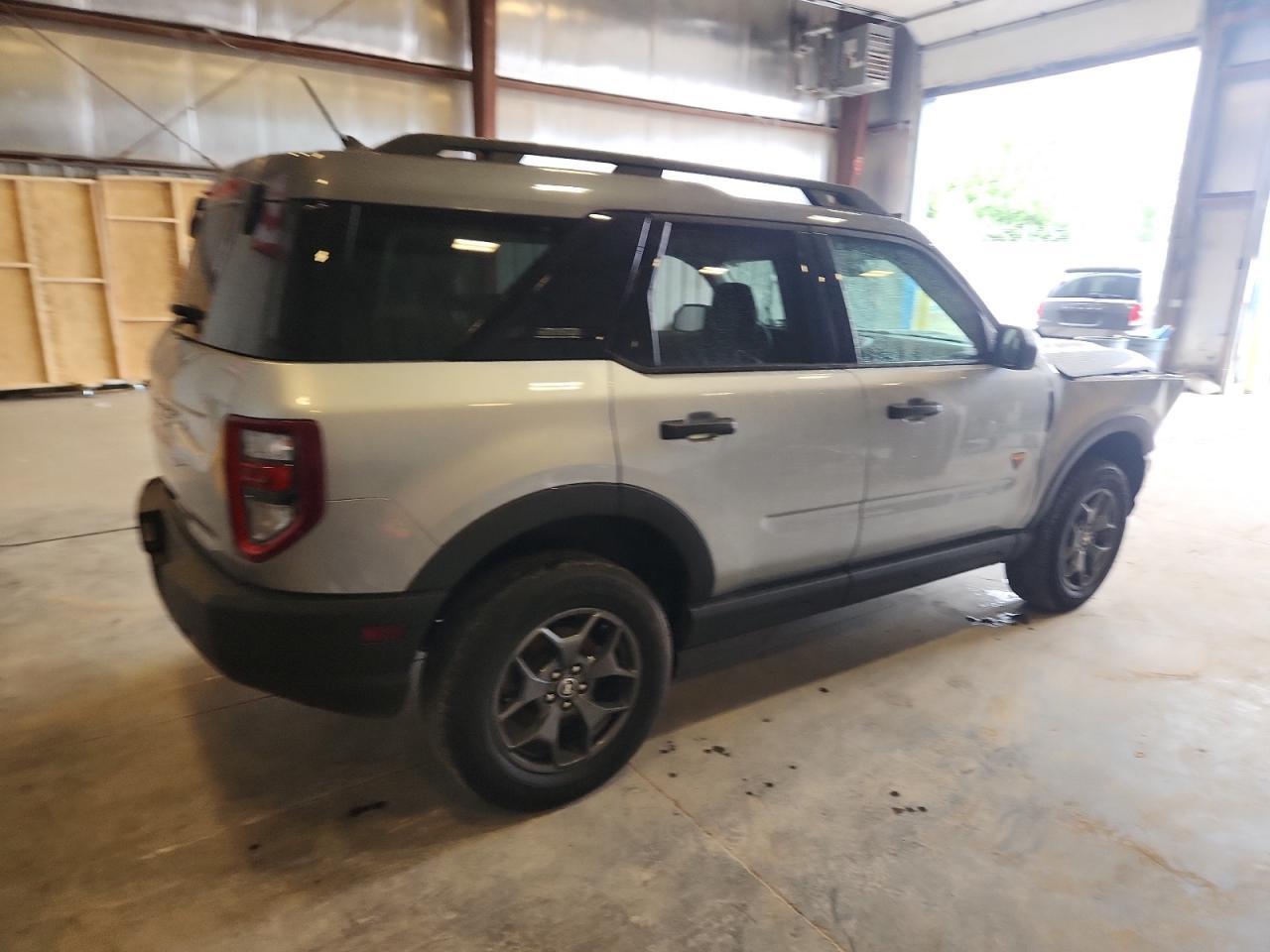 2021 Ford Bronco Sport Badlands - Image 3