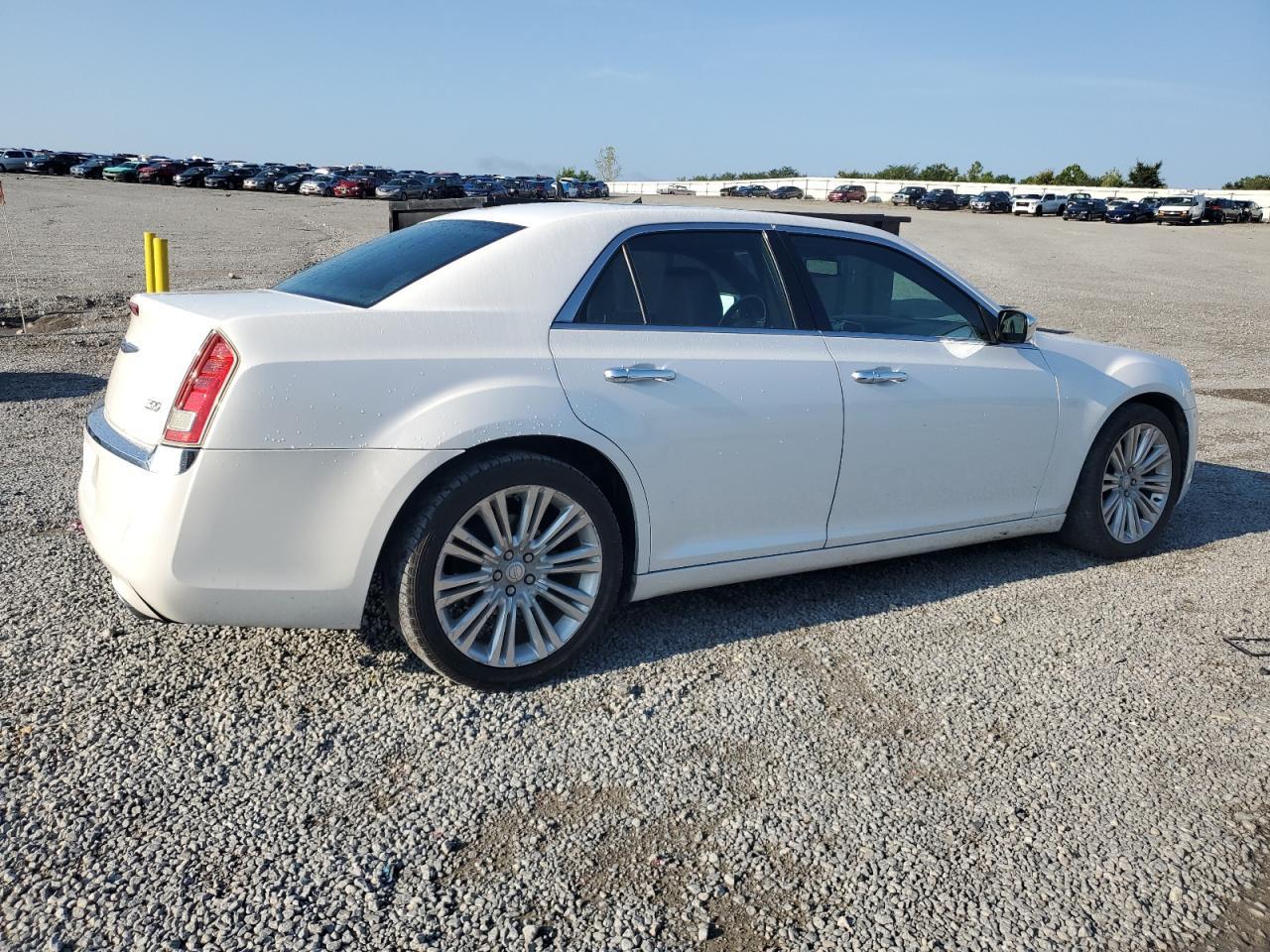 2012 Chrysler 300 Limited - Image 3