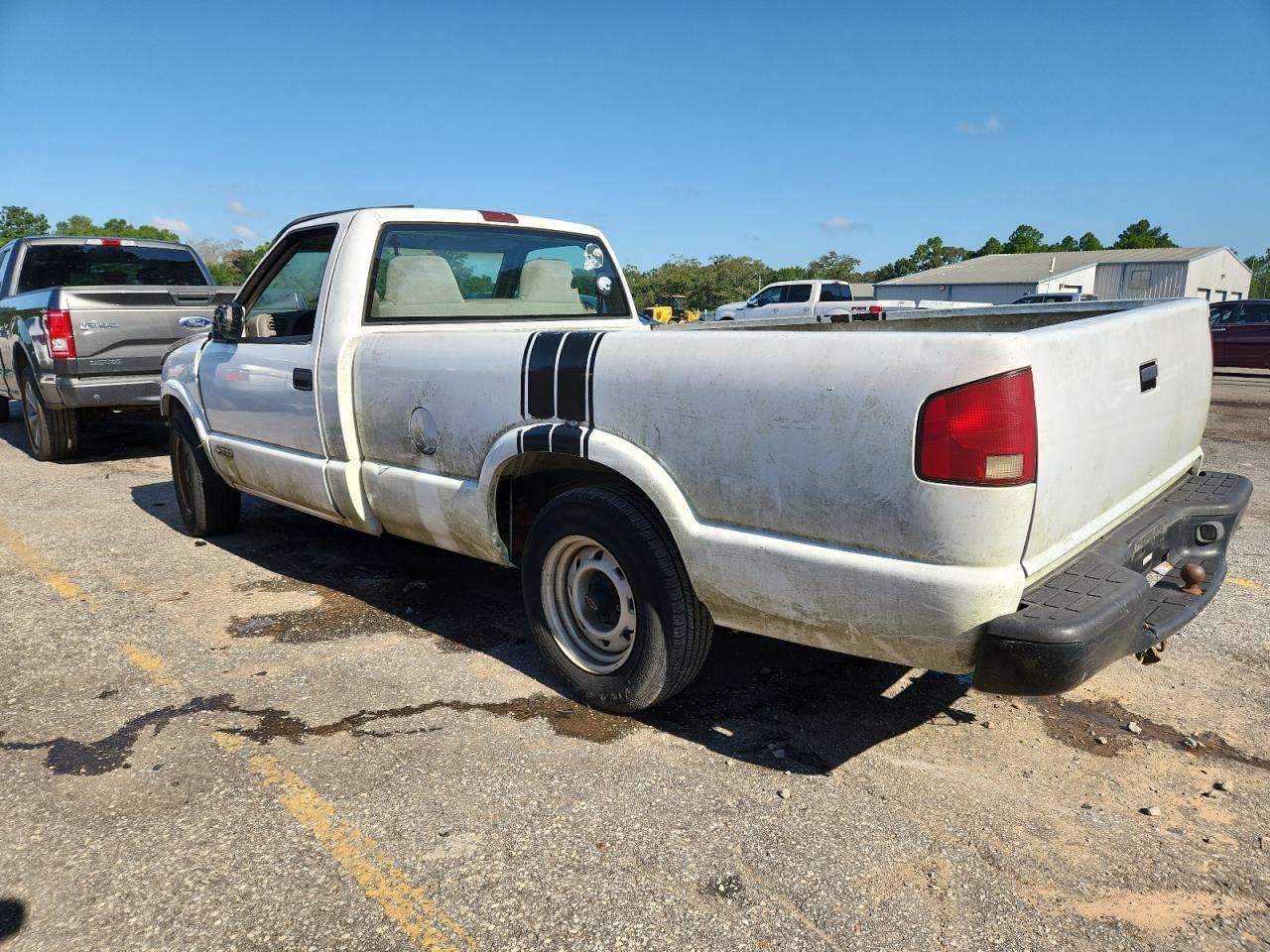 2000 Chevrolet S Truck S10 - Фото 2