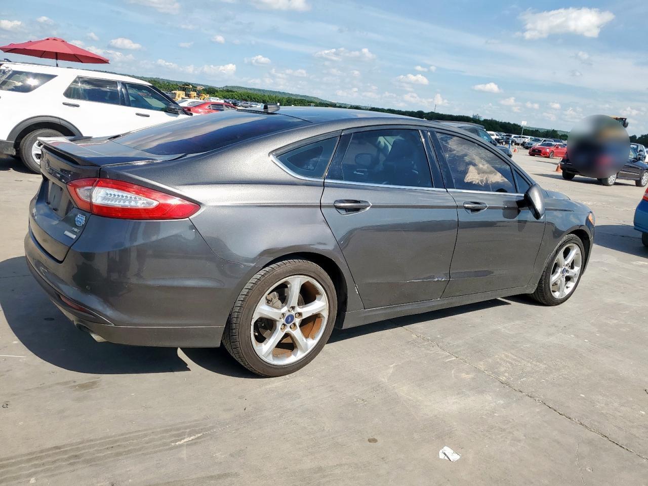 2016 Ford Fusion Se - Image 3