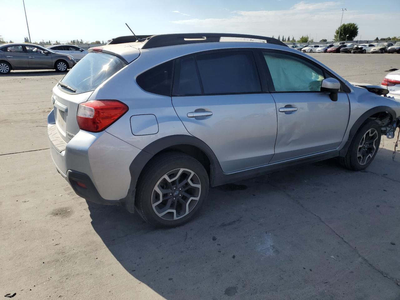 2016 Subaru Crosstrek Premium - Image 3