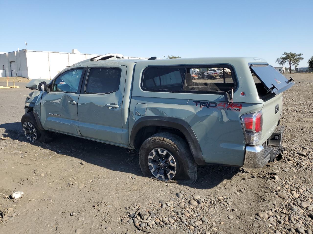 2023 Toyota Tacoma Double Cab - Image 2