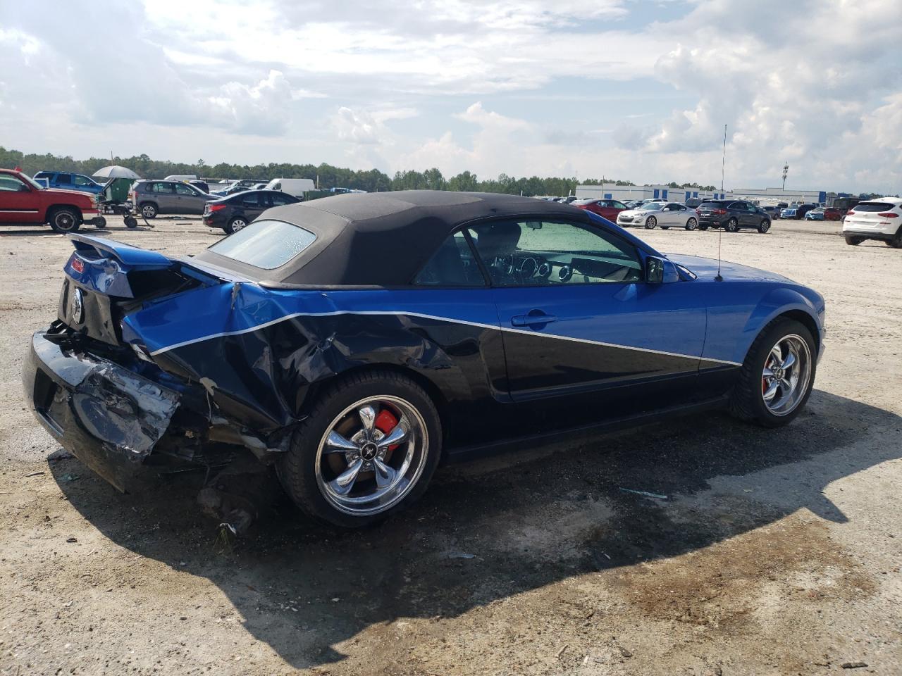 2006 Ford Mustang - Фото 3