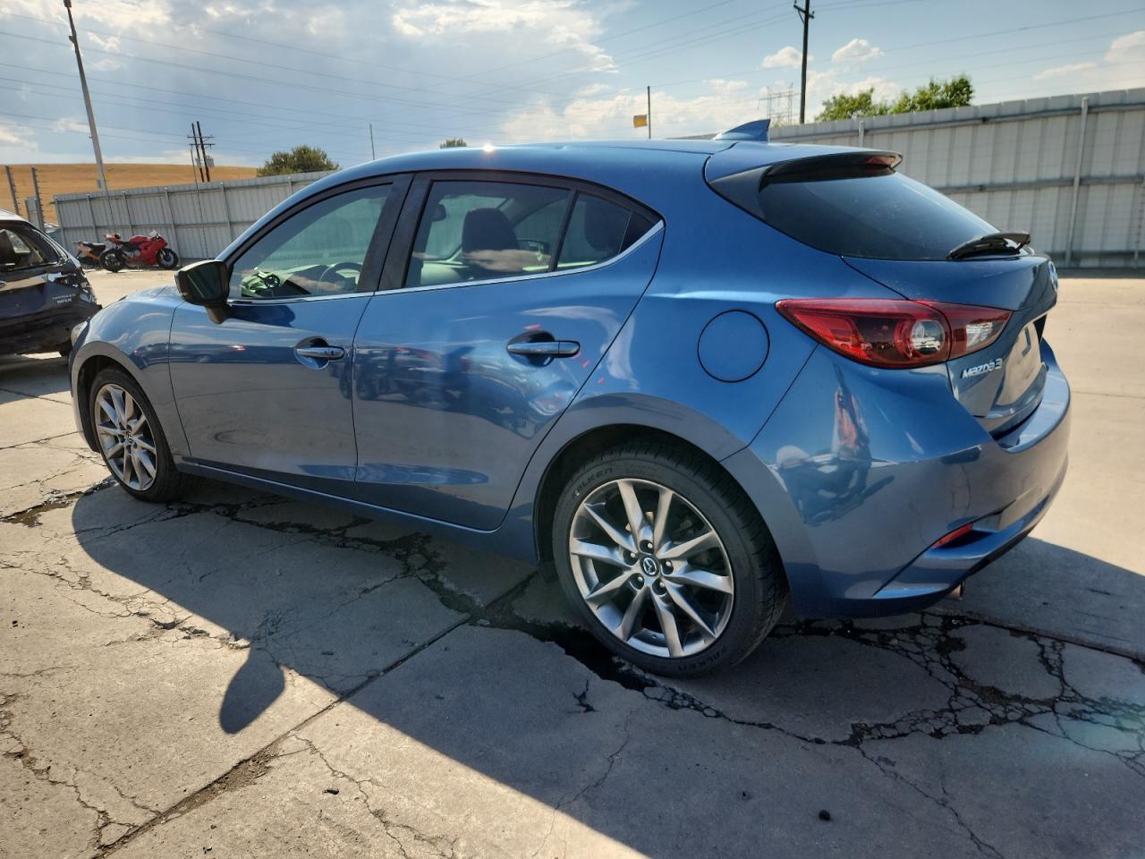 2018 Mazda 3 Grand Touring - Image 2
