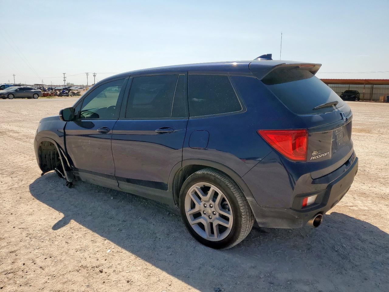 2024 Honda Passport Exl - Image 2