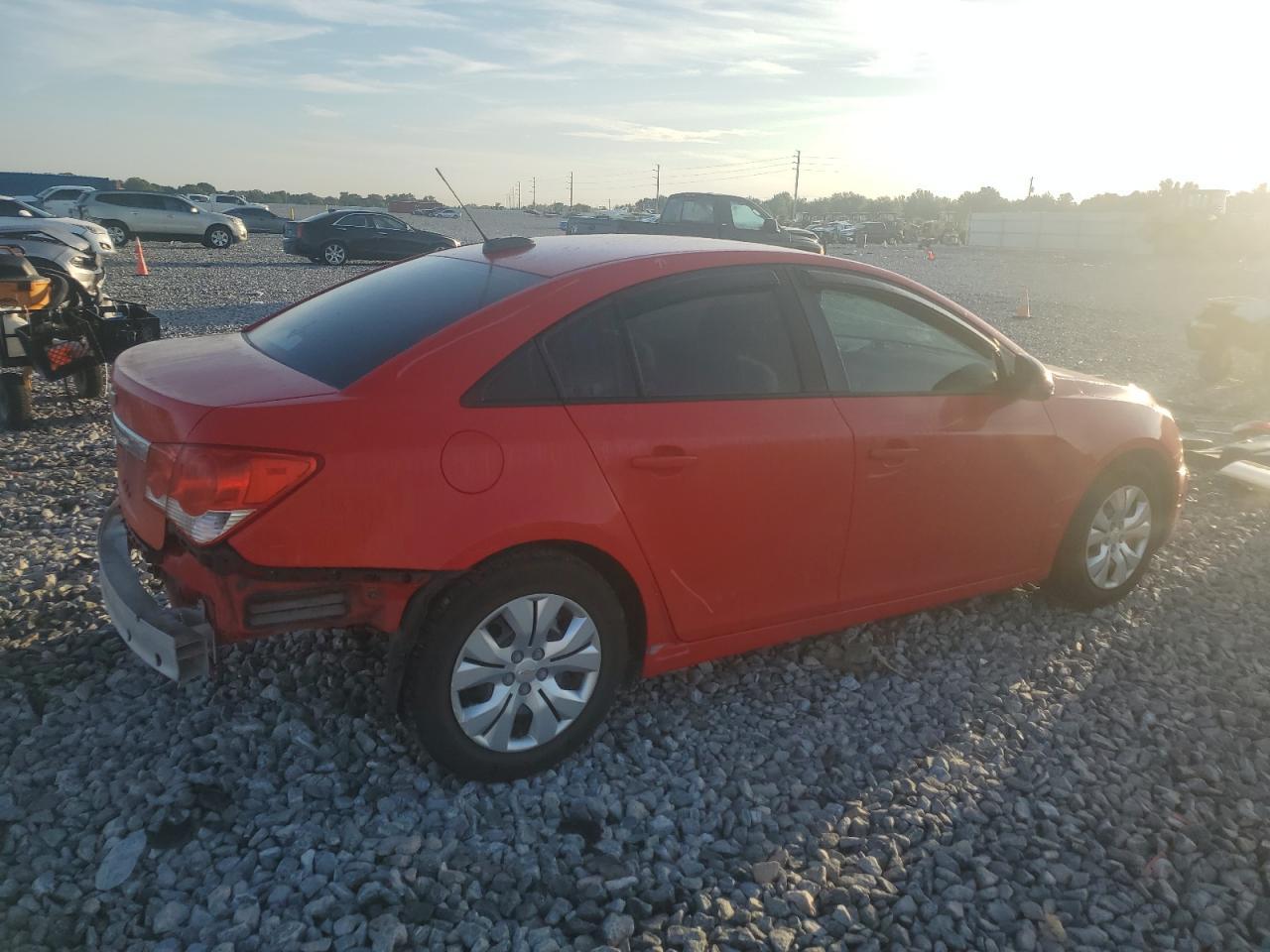 2015 Chevrolet Cruze Ls - Image 3