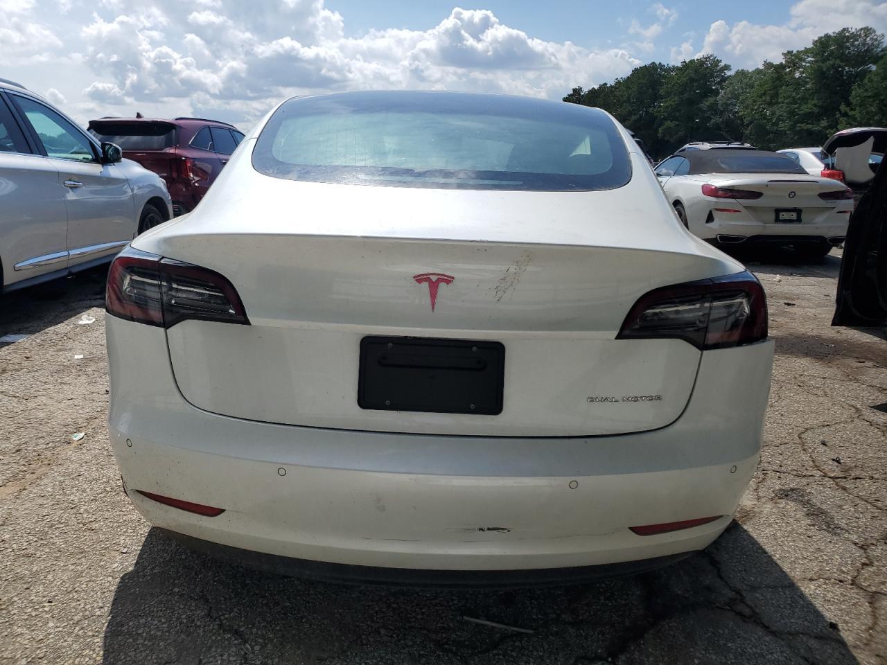 2020 Tesla Model 3 - Фото 6