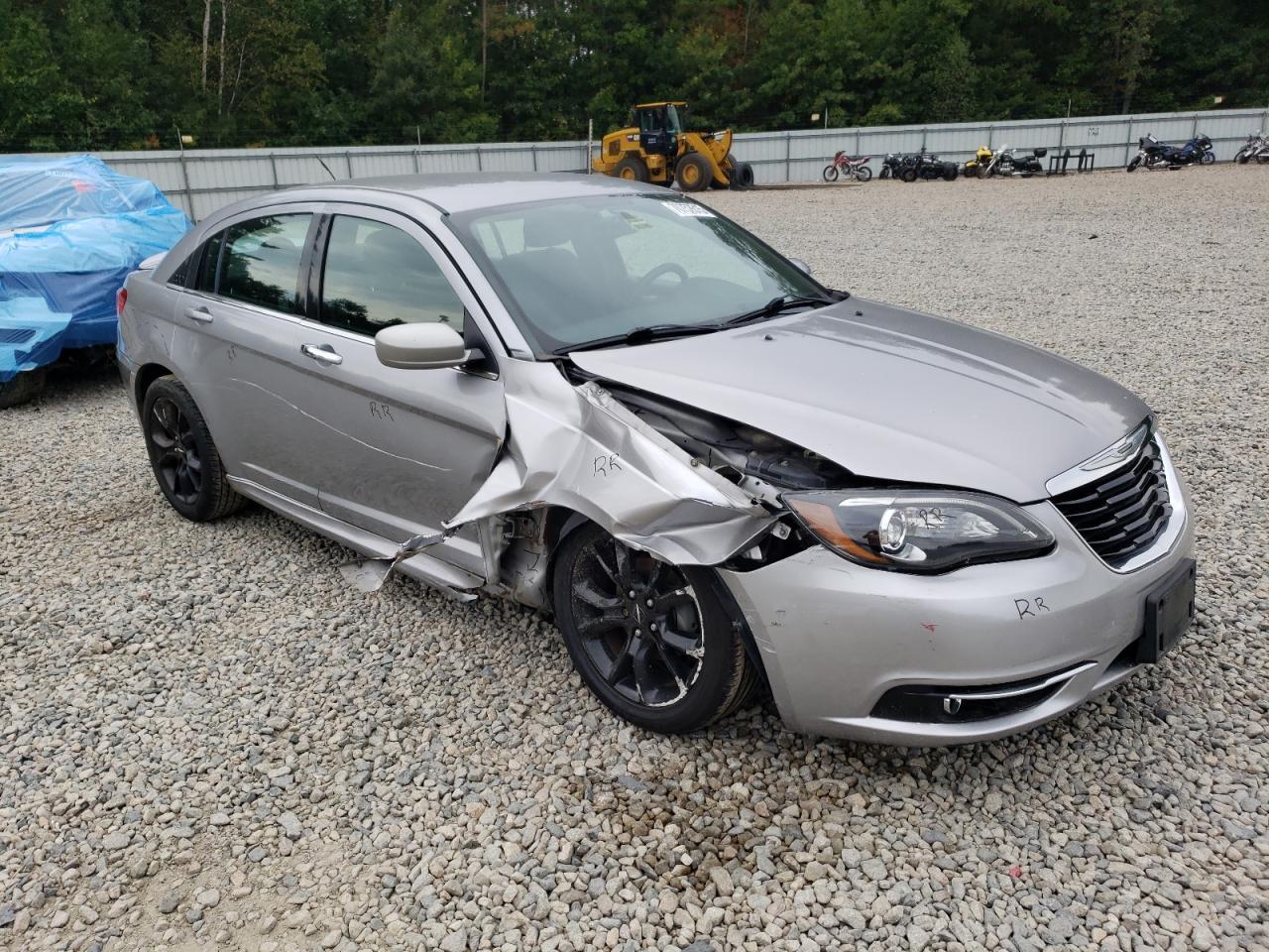 2014 Chrysler 200 Touring - Фото 4