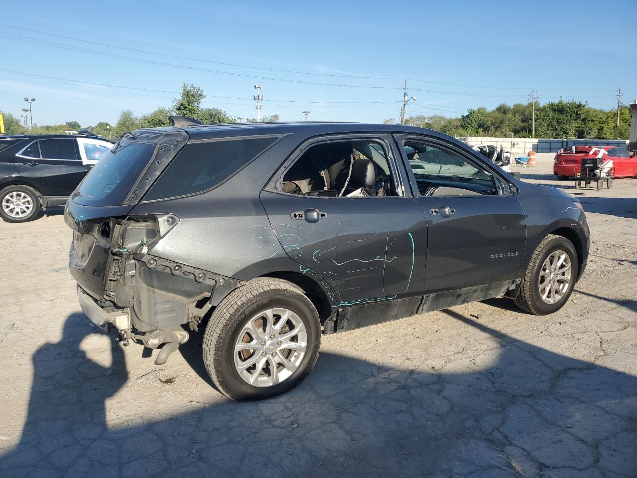 2020 Chevrolet Equinox Ls - Фото 3