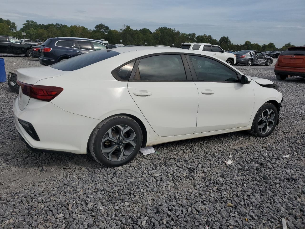 2020 Kia Forte Fe - Фото 3