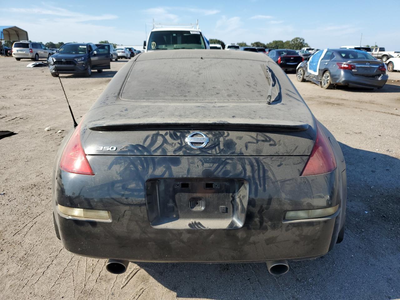 2003 Nissan 350Z Coupe - Image 6