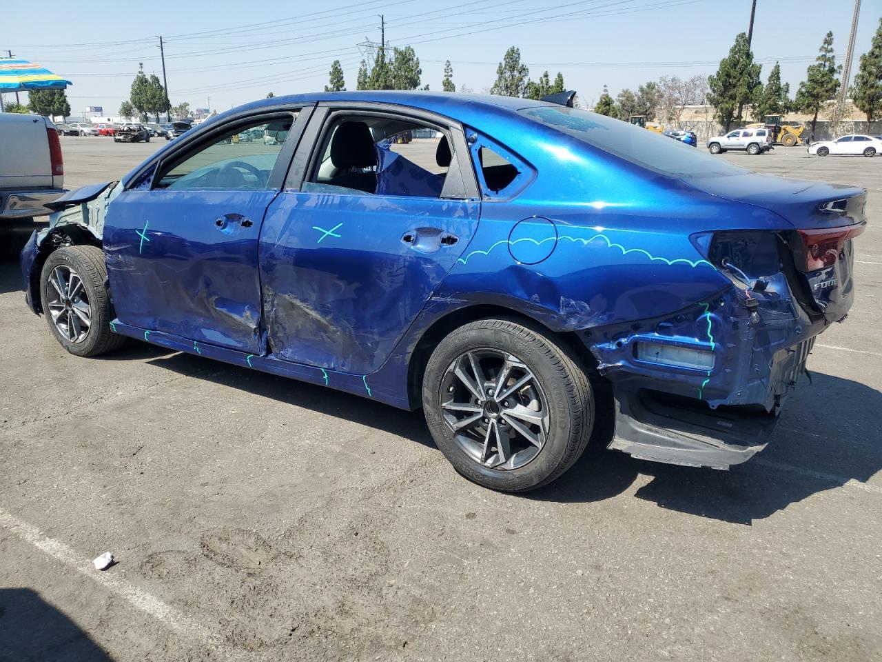 2023 Kia Forte Lx - Image 2