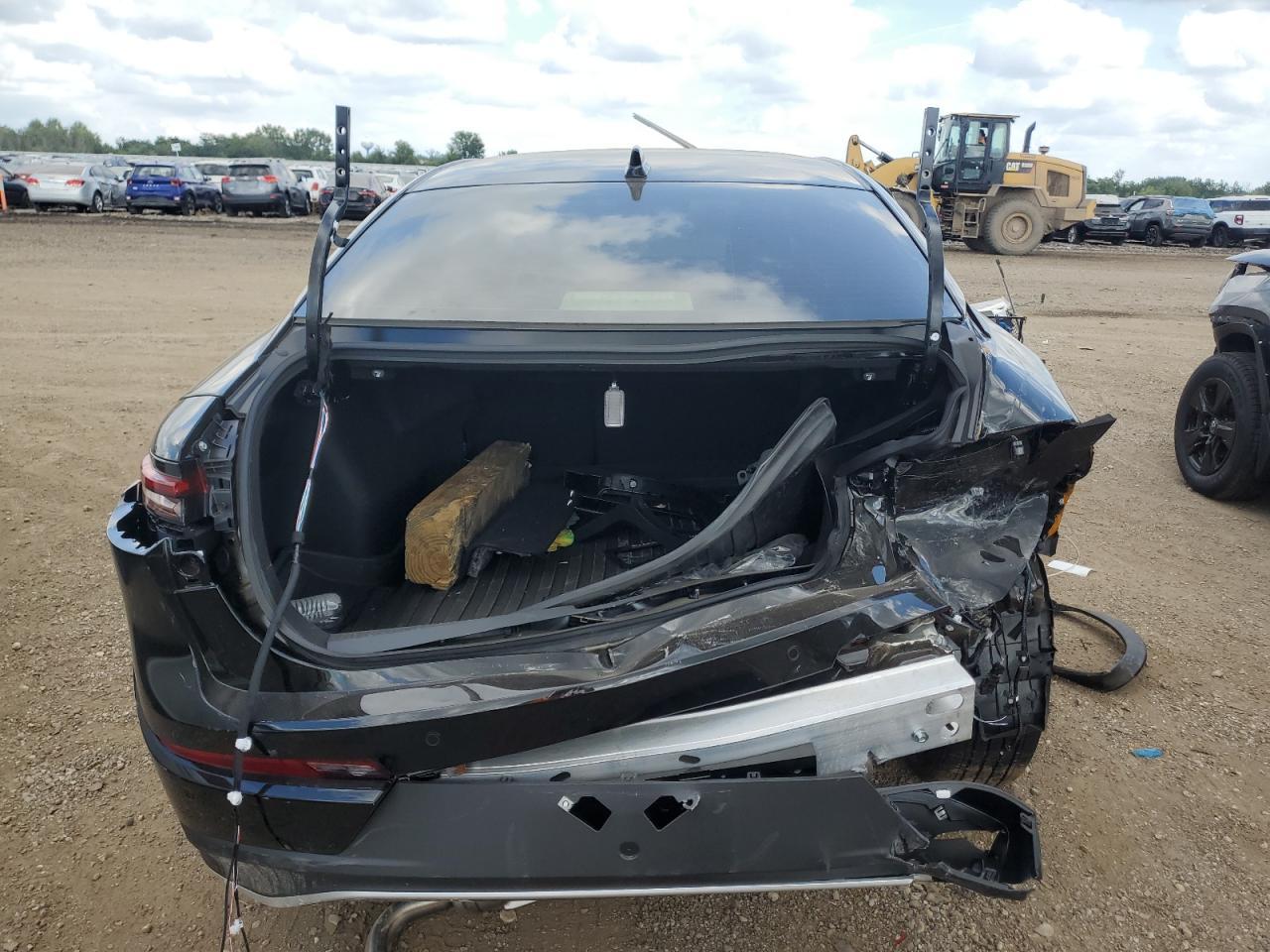 2026 Toyota Crown Xle - Image 6