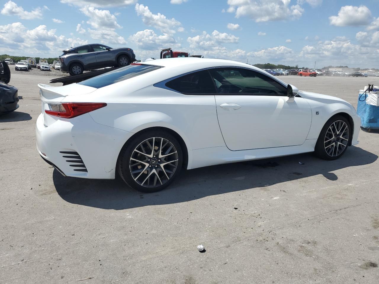 2016 Lexus Rc 200T - Image 3