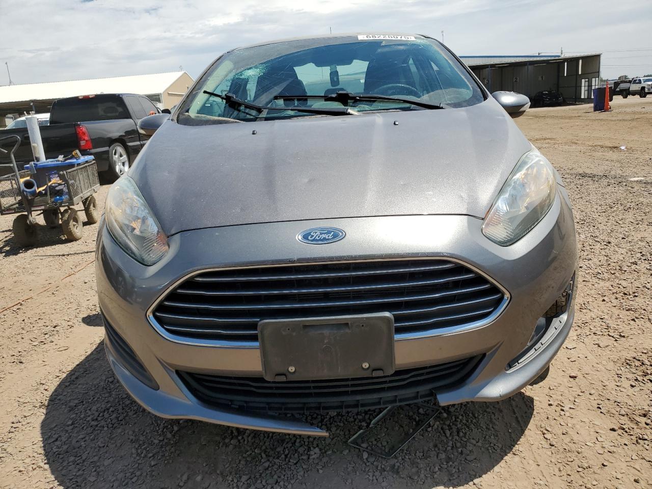 2014 Ford Fiesta Se - Фото 5