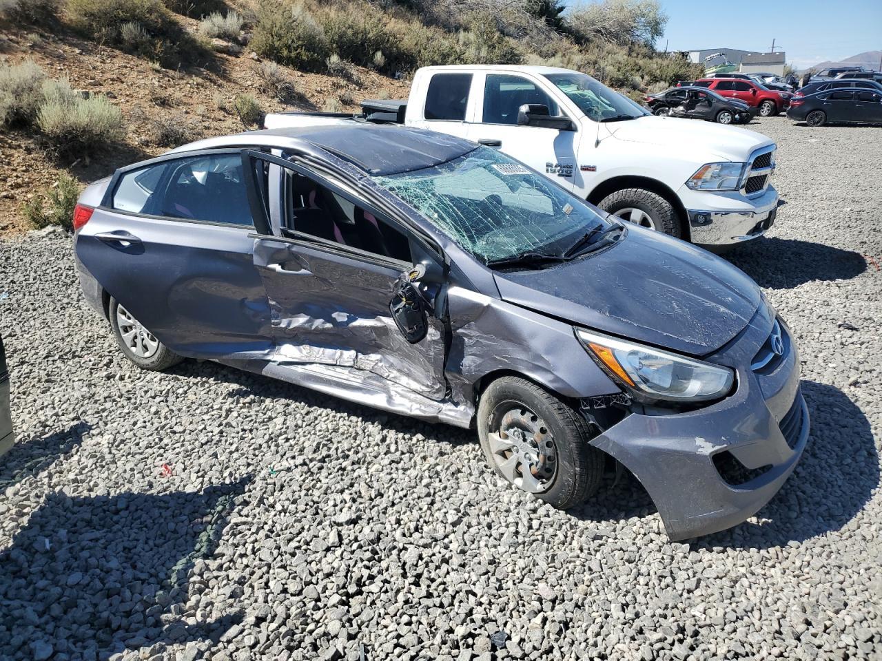 2015 Hyundai Accent Gls - Фото 4