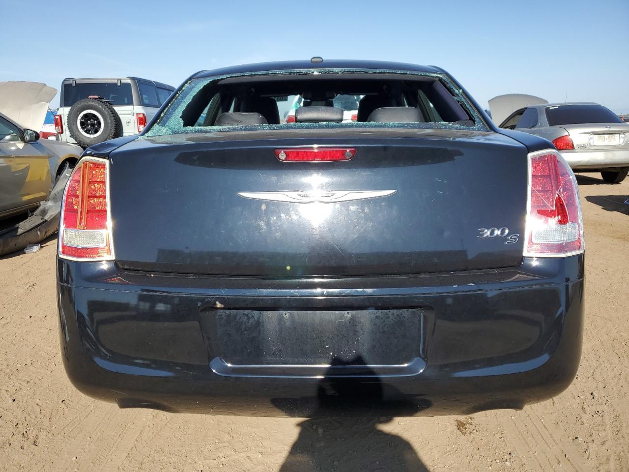 2013 Chrysler 300 S - Image 6