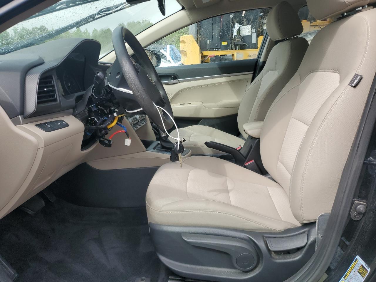2020 Hyundai Elantra - Фото 7