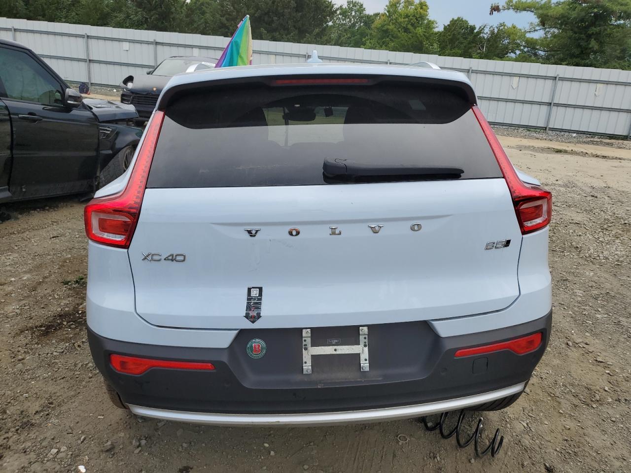 2024 Volvo Xc40 Ultimate - Image 6