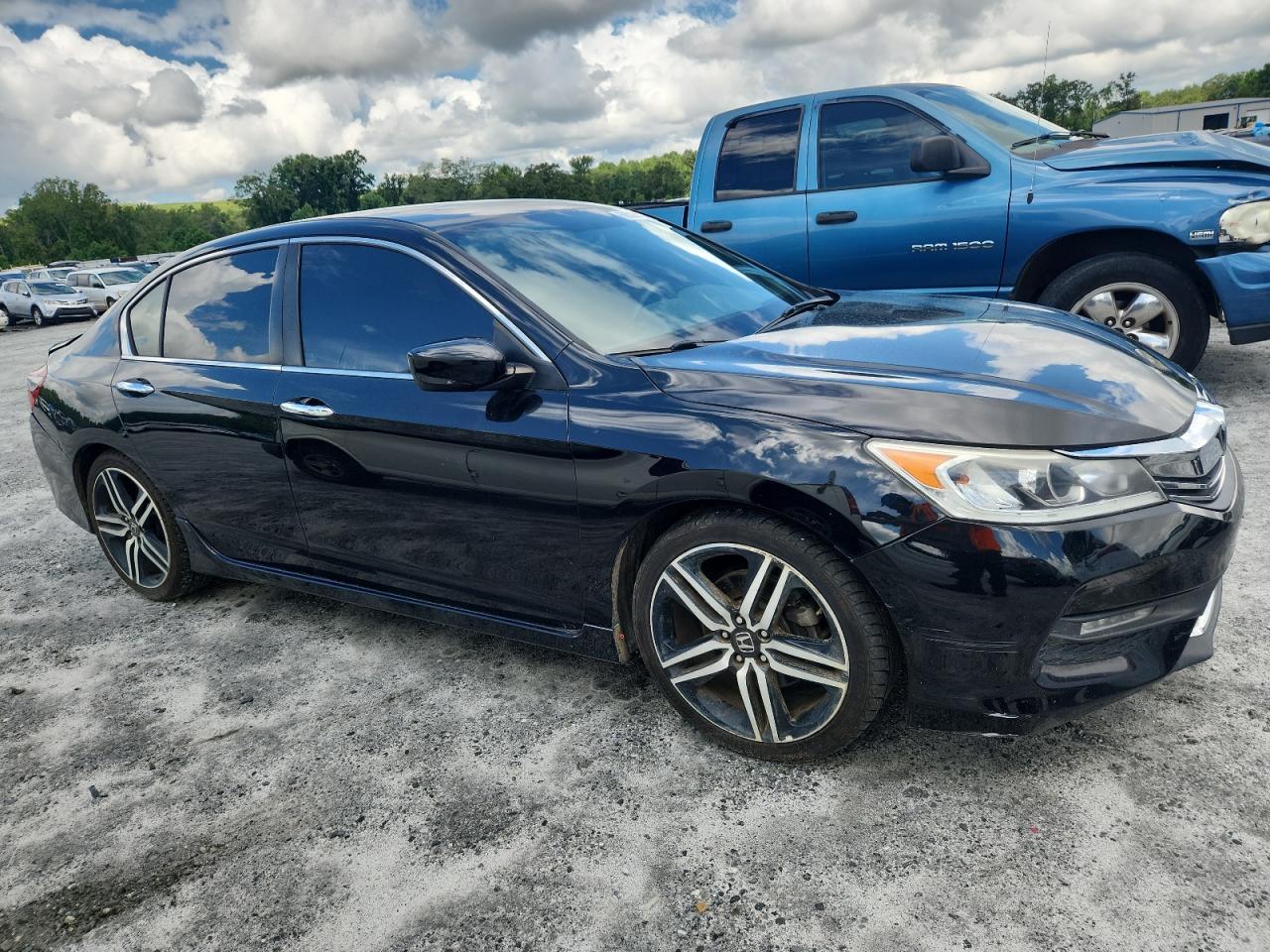 2017 Honda Accord Sport Special Edition - Image 4