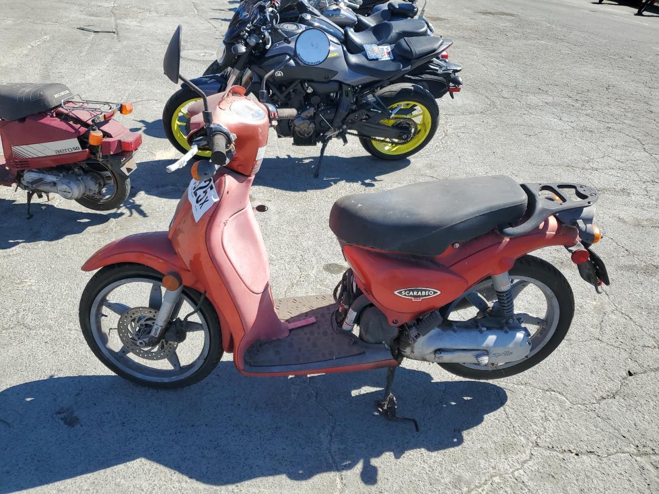 2001 Aprilia Scarabeo 50 - Фото 3