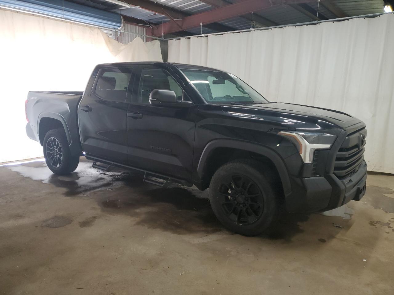 2023 Toyota Tundra Crewmax Sr - Фото 4
