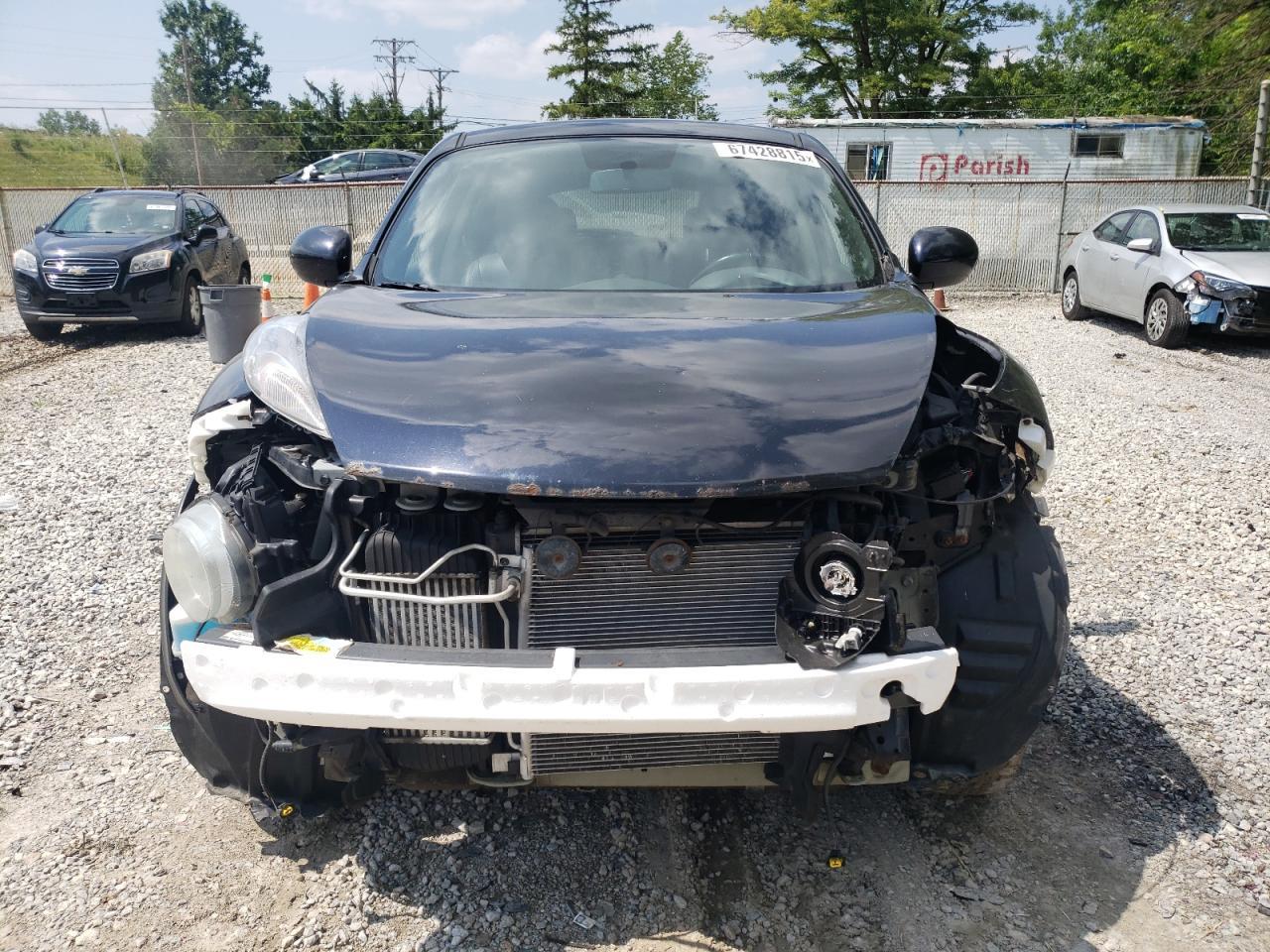 2011 Nissan Juke S - Фото 5