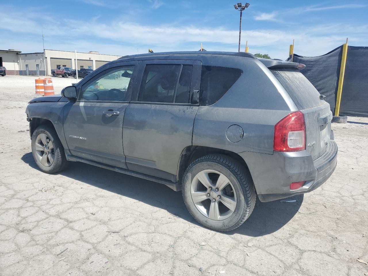 2012 Jeep Compass - Фото 2