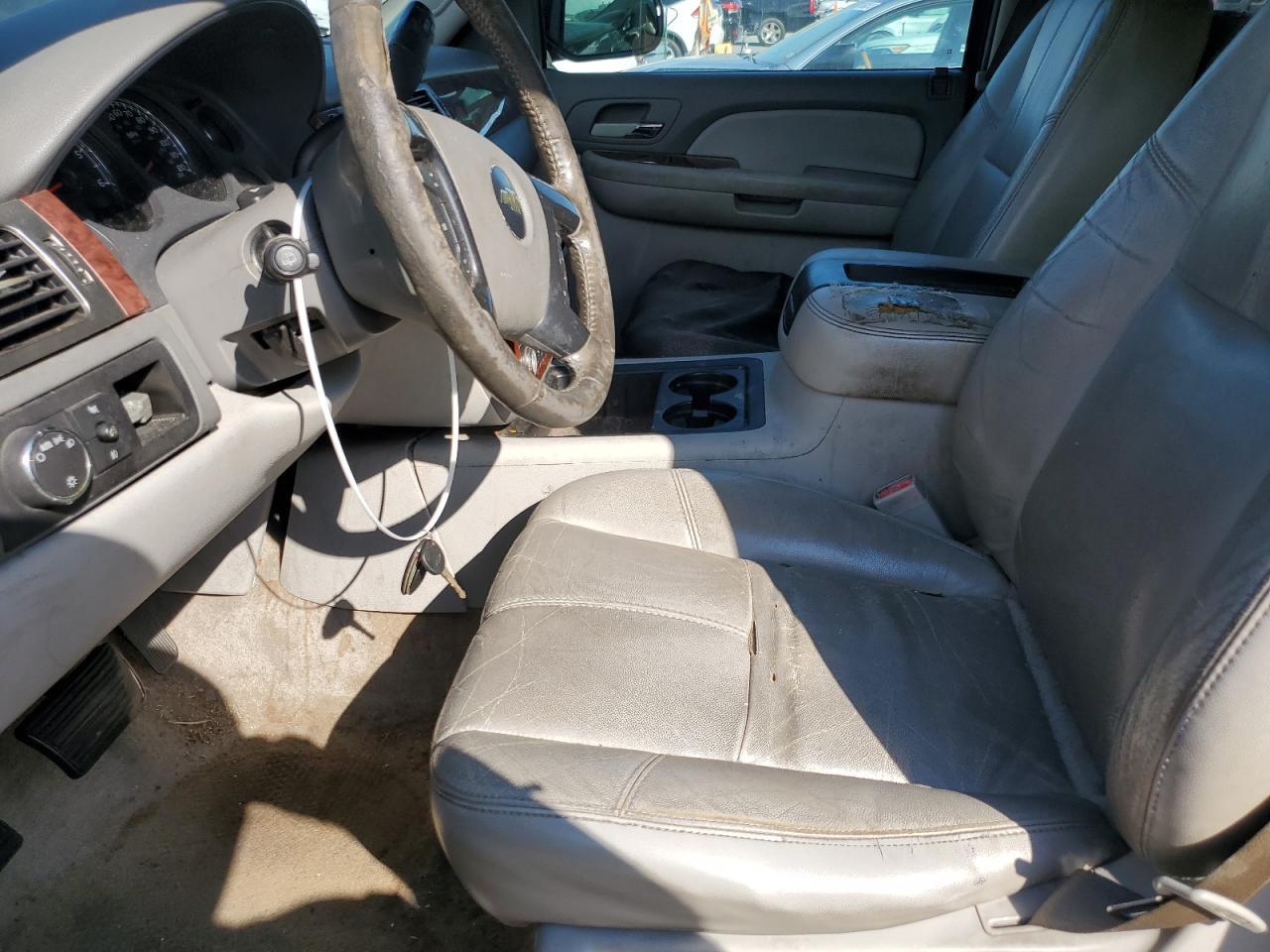 2007 Chevrolet Suburban C1500 - Фото 7