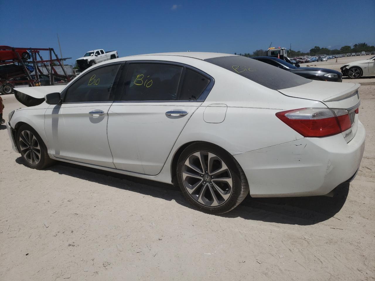 2015 Honda Accord Sport - Фото 2