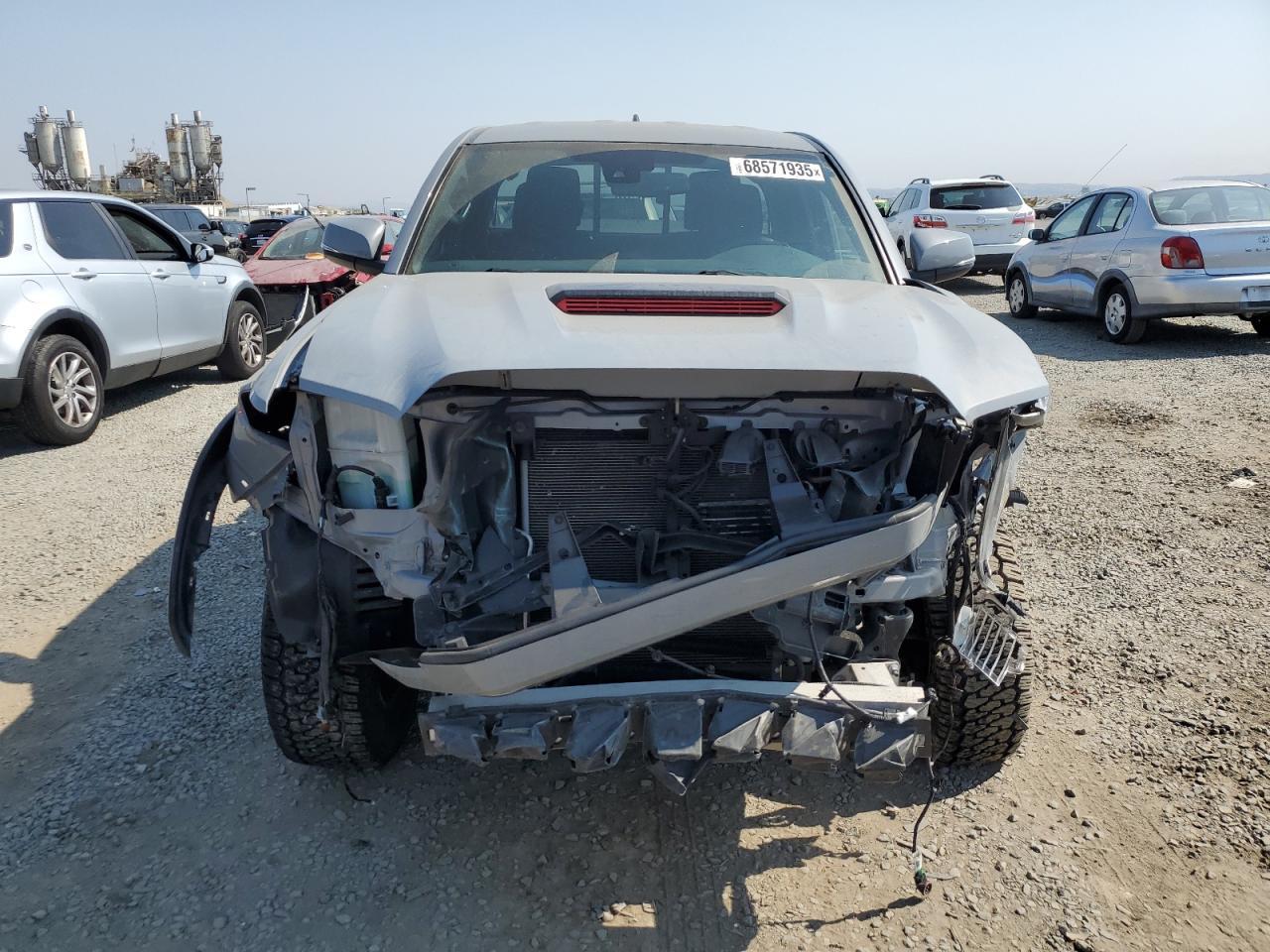 2018 Toyota Tacoma Access Cab - Image 5