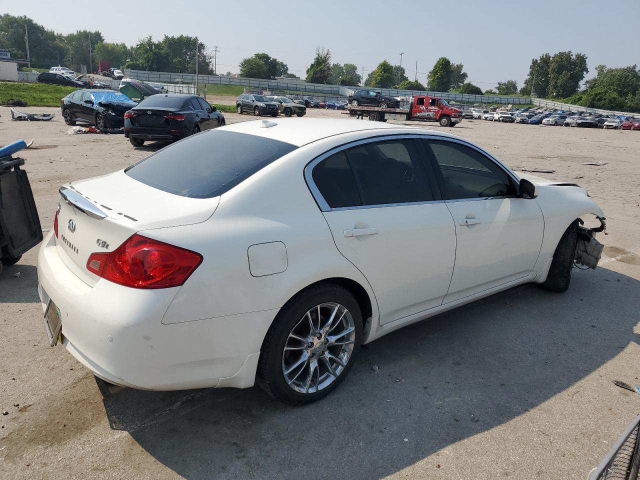 2012 Infiniti G37 - Фото 3