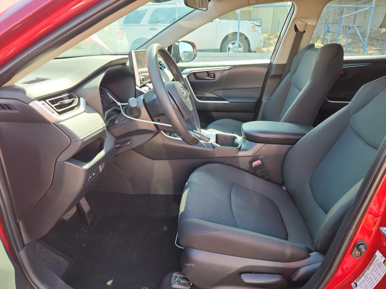 2025 Toyota Rav4 Le - Фото 7