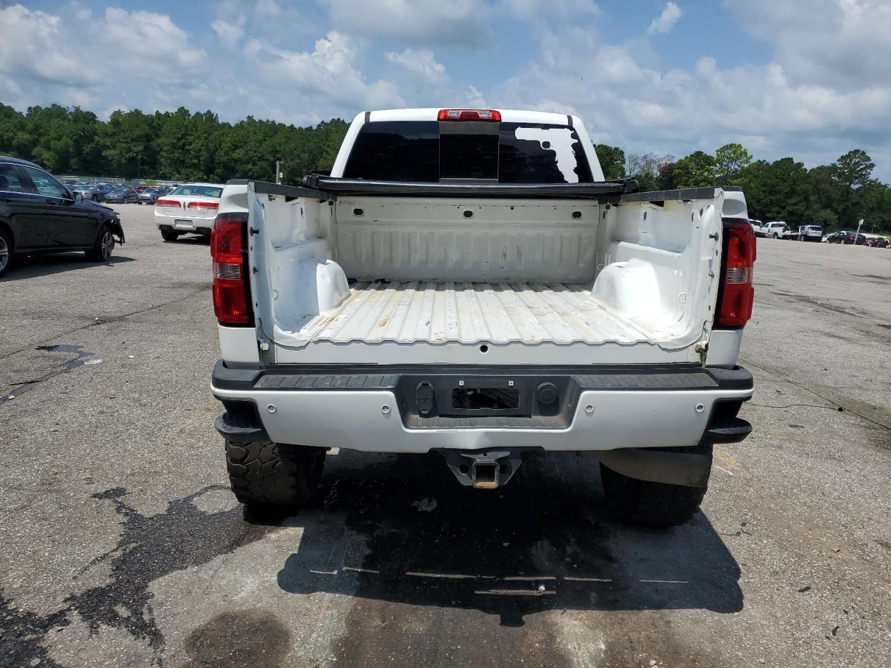 2016 GMC Sierra K2500 Denali - Image 6