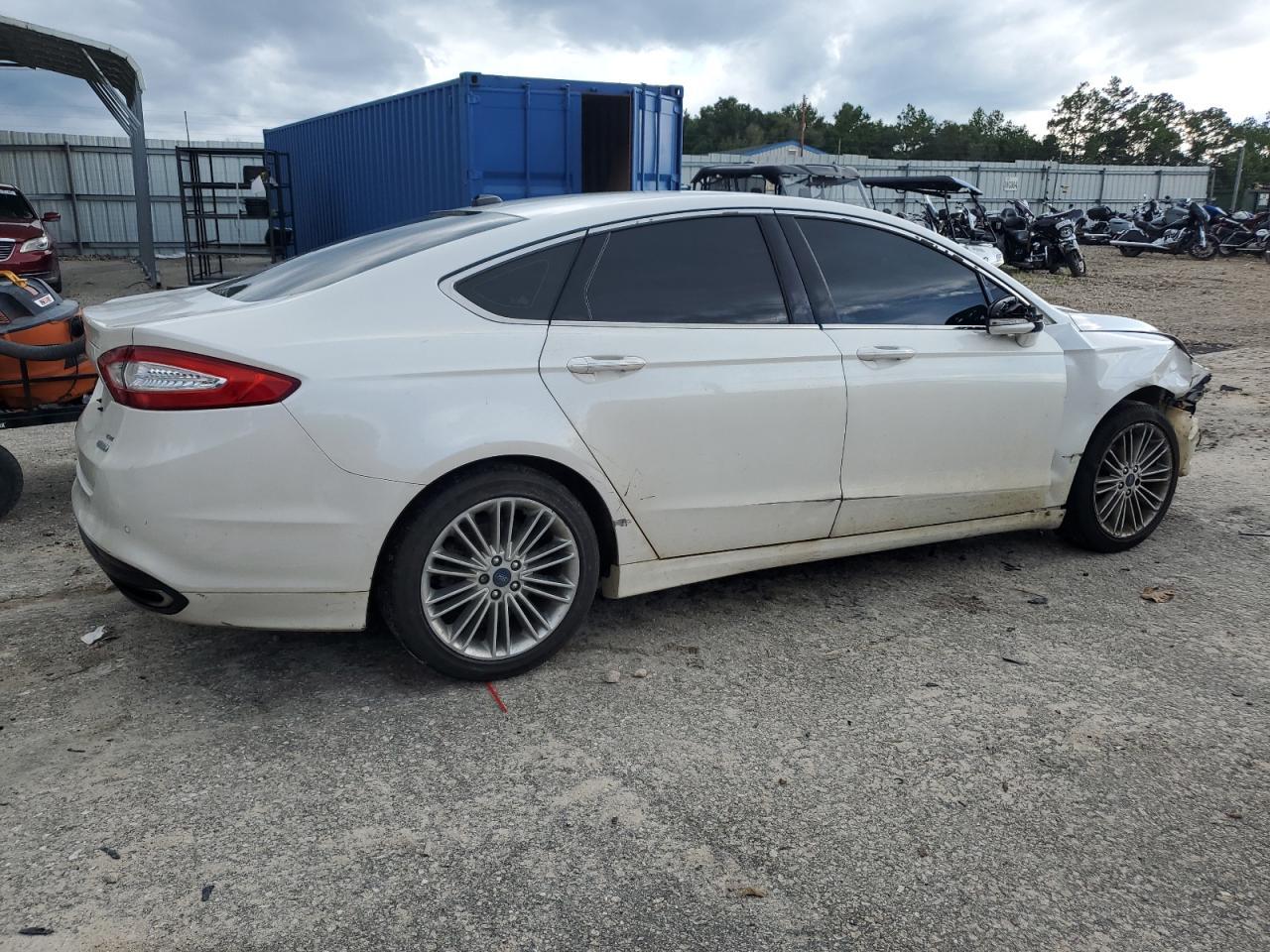 2015 Ford Fusion Se - Фото 3