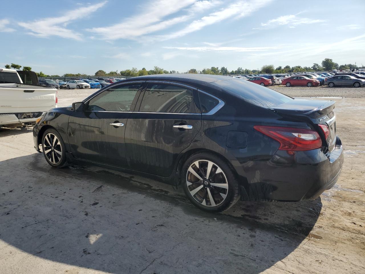 2018 Nissan Altima 2.5 - Фото 2