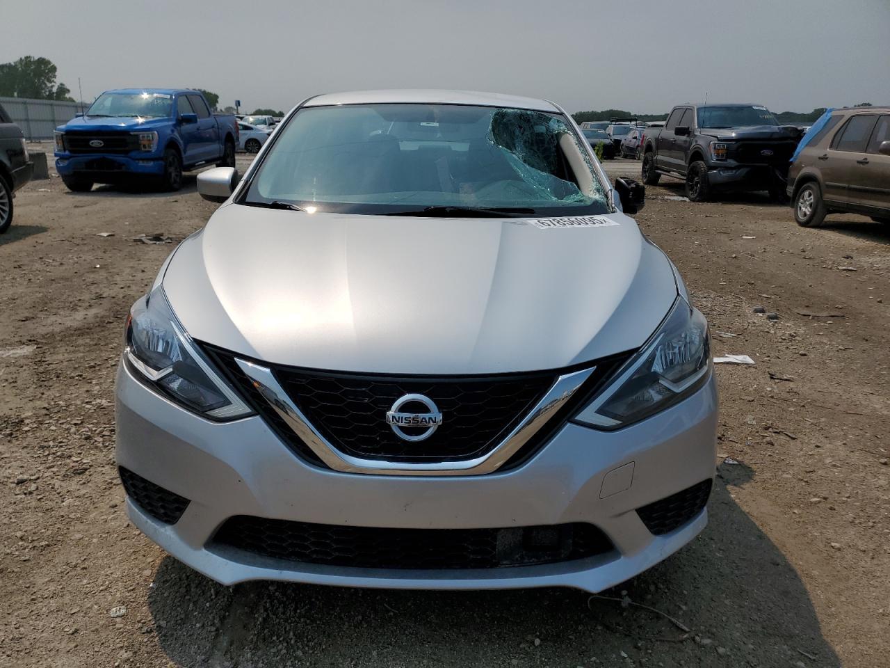 2019 Nissan Sentra S - Фото 5