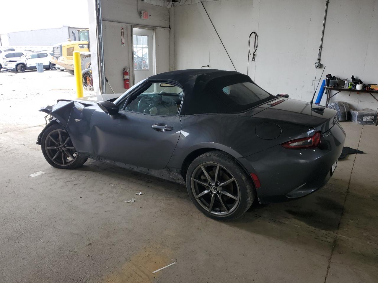 2016 Mazda Mx-5 Miata Grand Touring - Image 2