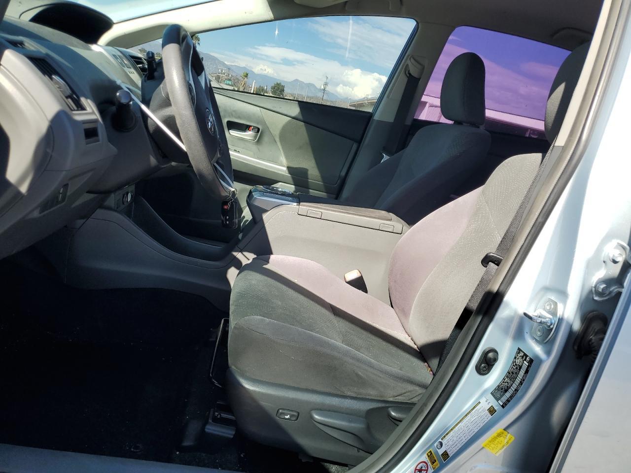 2014 Toyota Prius V - Фото 7