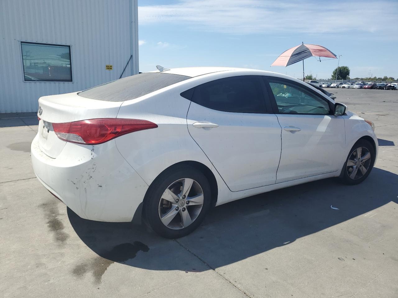 2013 Hyundai Elantra Gls - Фото 3