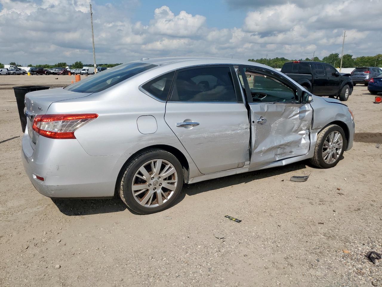 2013 Nissan Sentra S - Image 3