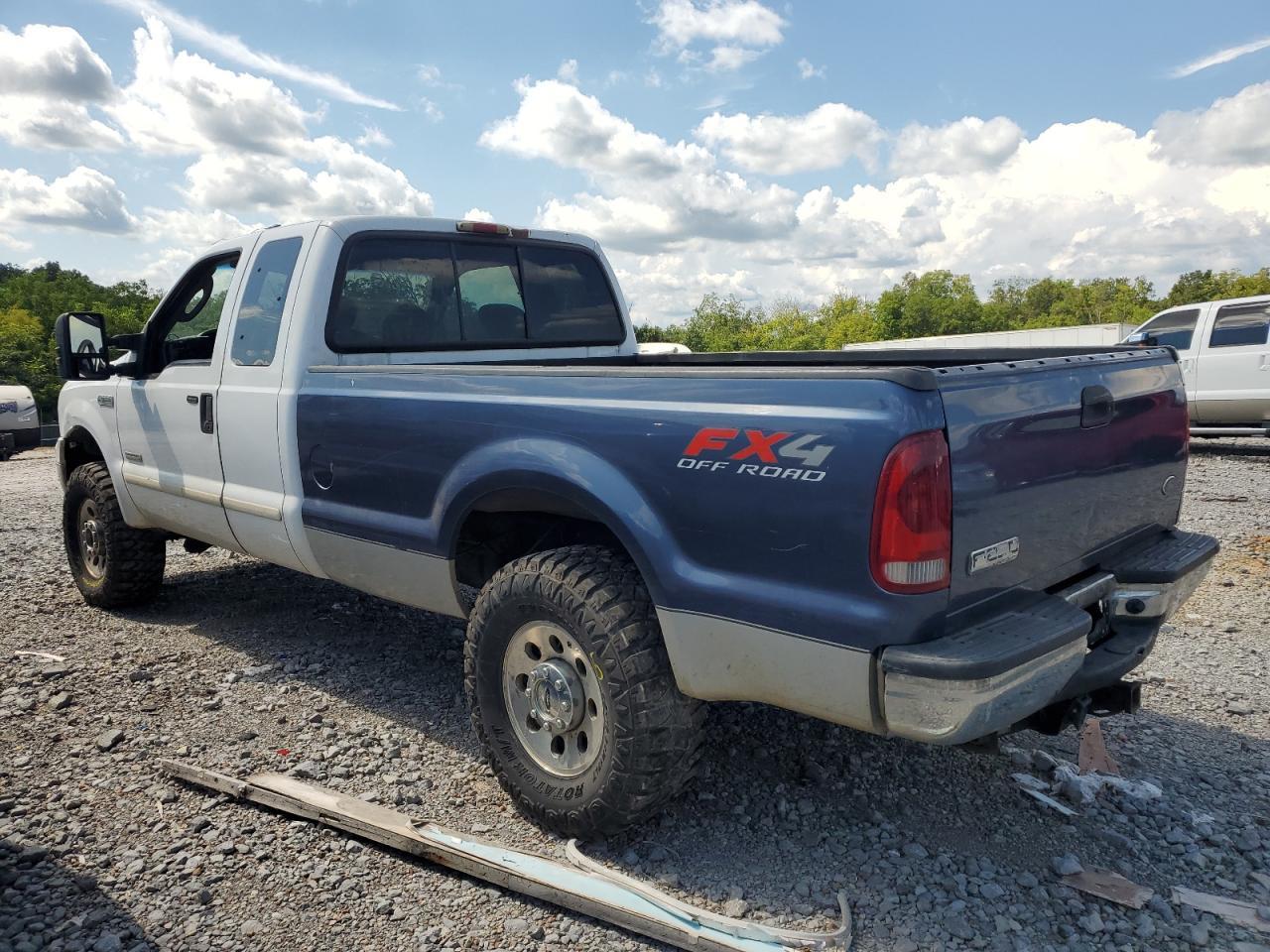 2005 Ford F250 Super Duty - Image 2