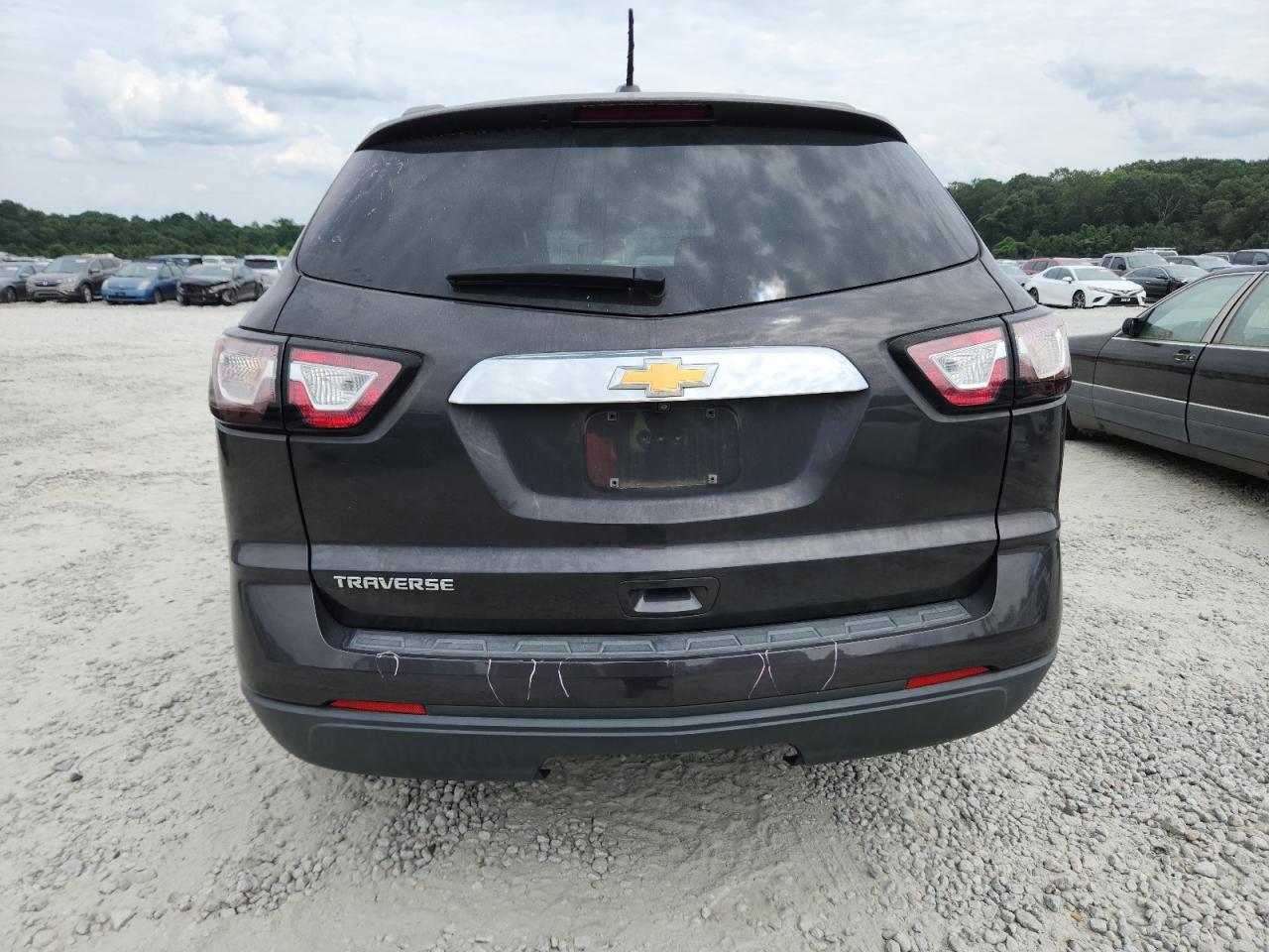 2017 Chevrolet Traverse Ls - Image 6