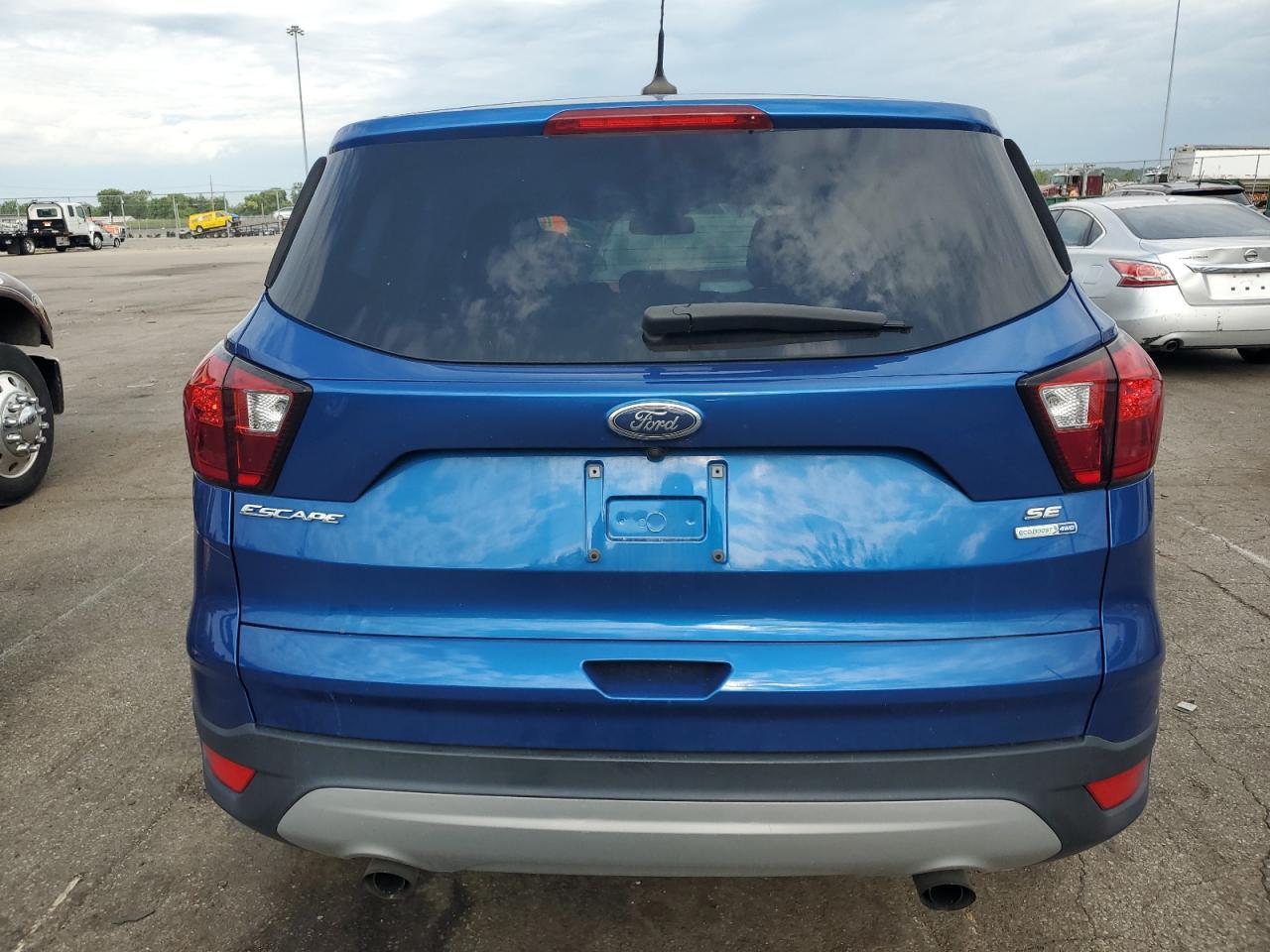 2019 Ford Escape Se - Фото 6