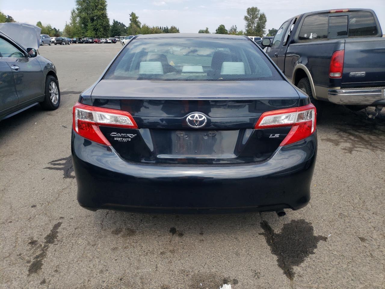 2014 Toyota Camry L - Image 6