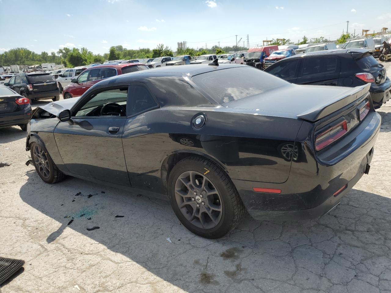2018 Dodge Challenger Gt - Image 2