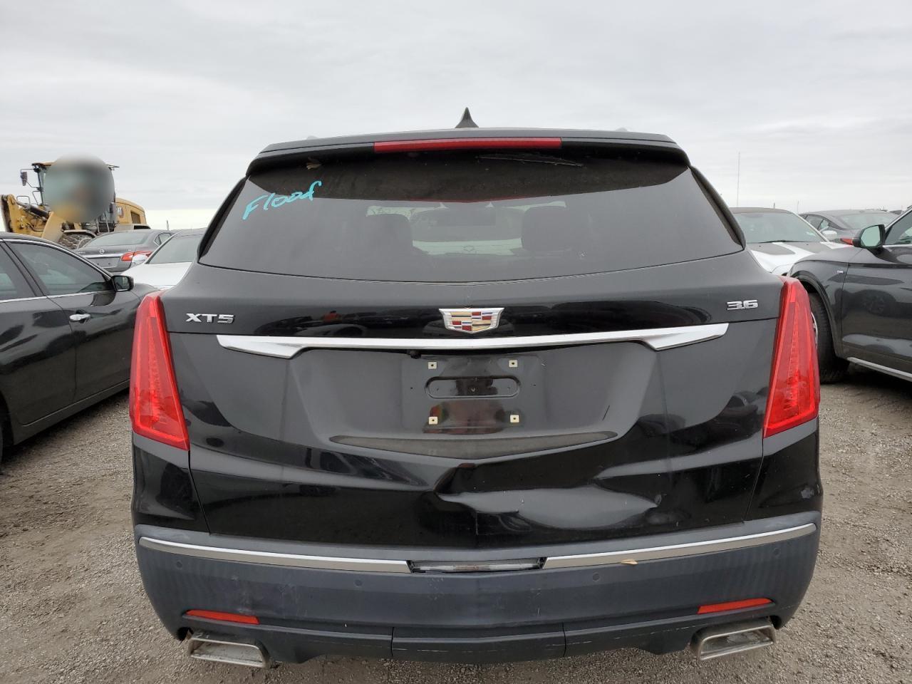 2018 Cadillac Xt5 Premium Luxury - Image 6