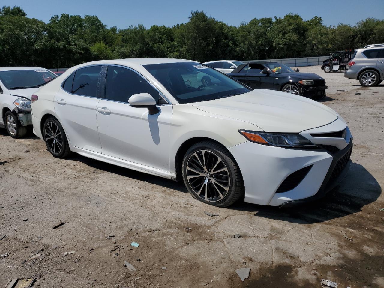 2018 Toyota Camry L - Image 4