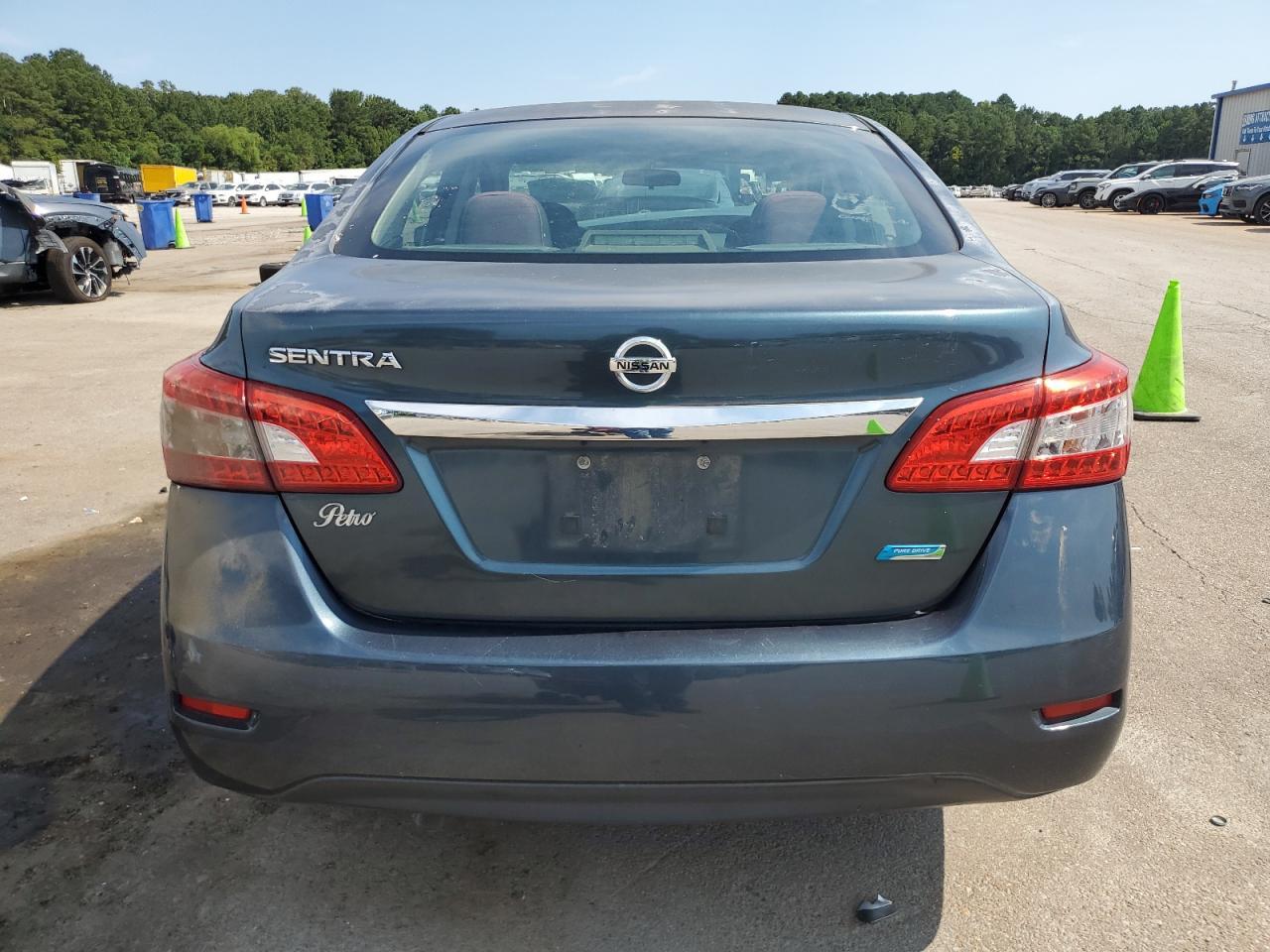 2014 Nissan Sentra S - Фото 6